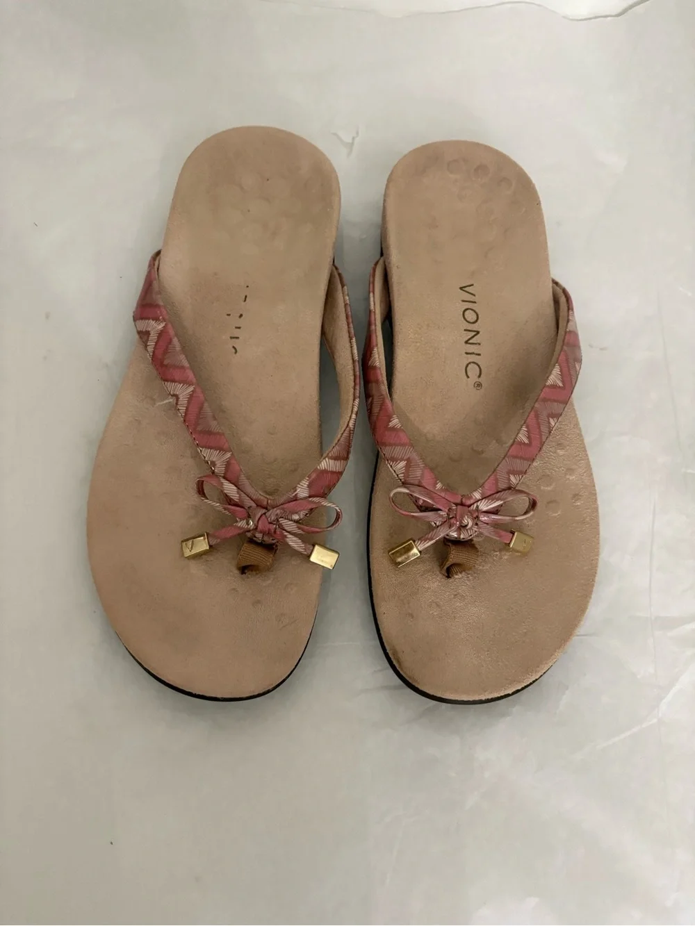 Vionic Rose Gold and Black Slip-On Sandal
